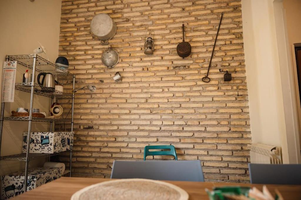 Two-Room Apt. Under The Aqueduct'S Arch In Pigneto 罗马 外观 照片